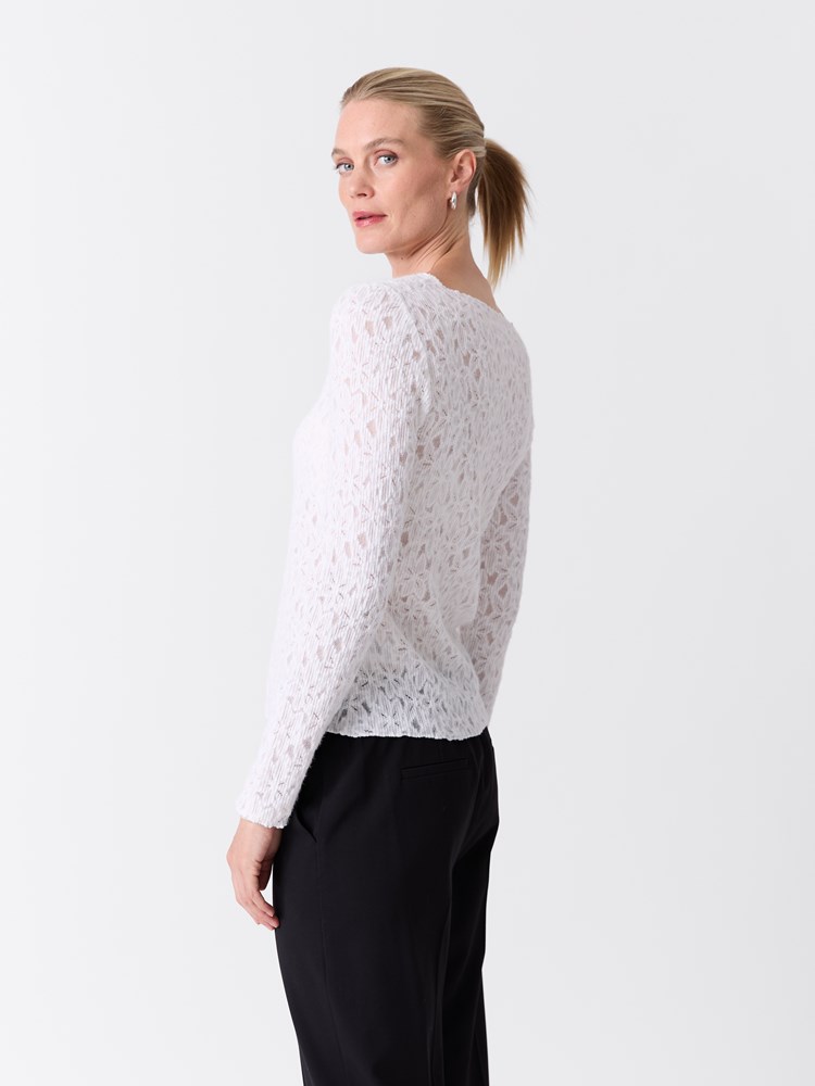 Stella topp 7516861_O79-VAVITE-W26-Modell-Front_chn=match_6764_Stella topp O79.jpg_Front||Front