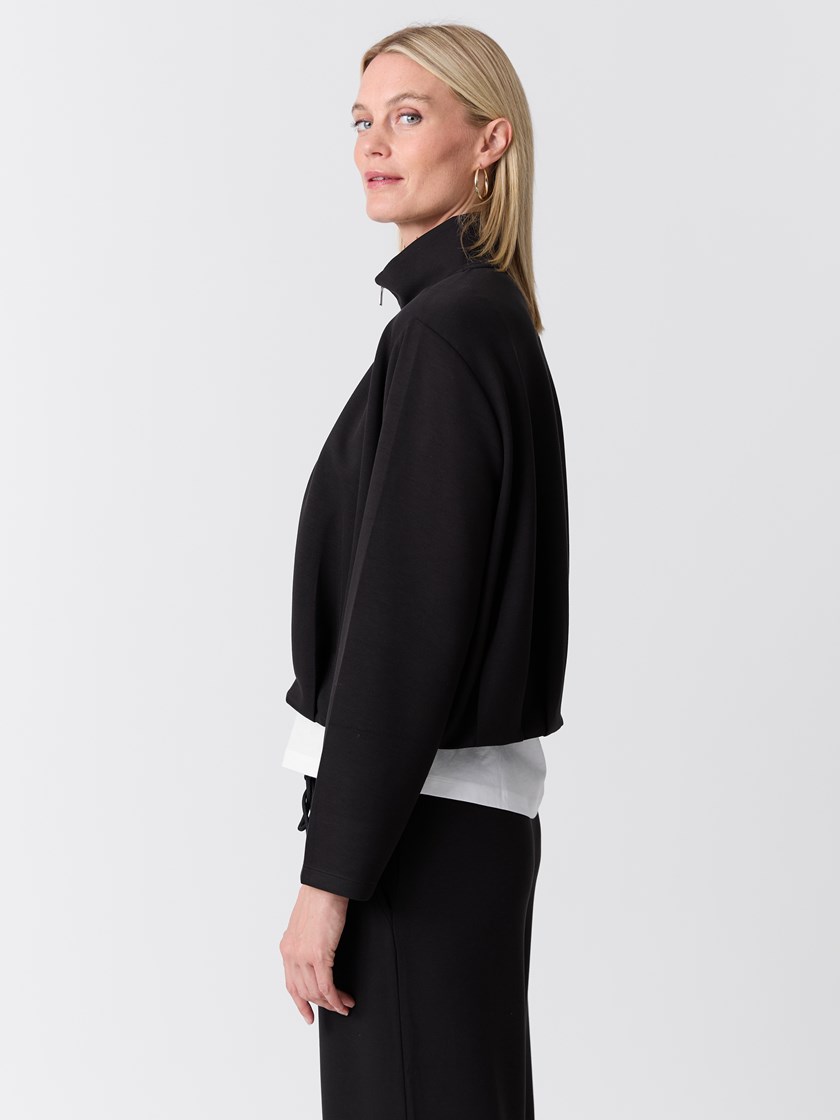 7516888 ID2 7516888_ID2-VAVITE-W26-Modell-Front_chn=match_8405_Laurel jakke ID2.jpg_Front||Front