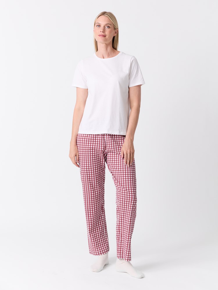 Noor pysjsett 7516900_T97-VAVITE-W26-Modell-Front_chn=match_7864_Noor pysjsett T97.jpg_Front||Front