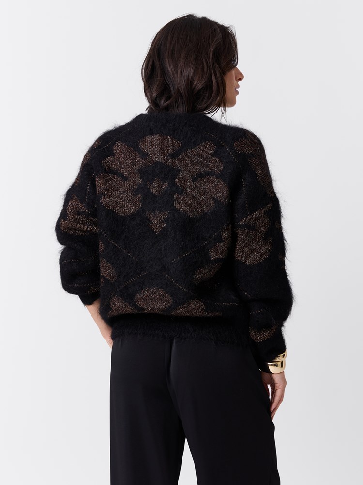 Elea genser 7516945_ID2-MARIEPHILIPPE-W26-Modell-Front_chn=match_4313_Elea genser ID2.jpg_Front||Front