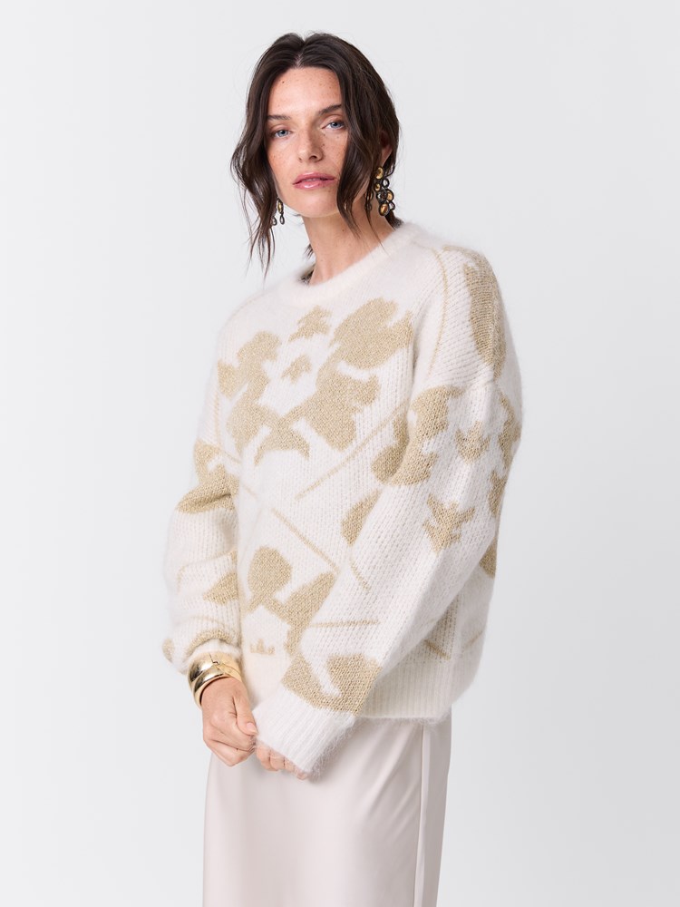 Elea genser 7516945_O79-MARIEPHILIPPE-W26-Modell-Front_chn=match_3458_Elea genser O79.jpg_Front||Front
