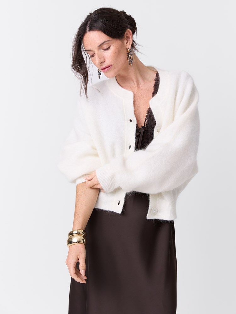 Elea cardigan 7516950_O79-MARIEPHILIPPE-W26-Modell-Front_chn=match_5529_Elea cardigan O79.jpg_Front||Front