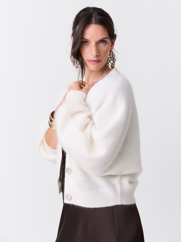 Elea cardigan 7516950_O79-MARIEPHILIPPE-W26-Modell-Front_chn=match_7953_Elea cardigan O79.jpg_Front||Front