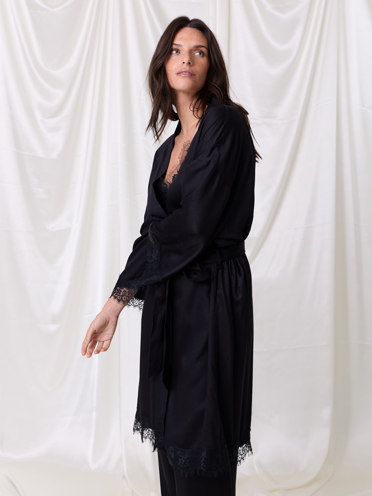 Mila kimono 7516966_ID2-MARIEPHILIPPE-W26-Modell-Front_chn=match_9475_Mila kimono ID2.jpg_Front||Front