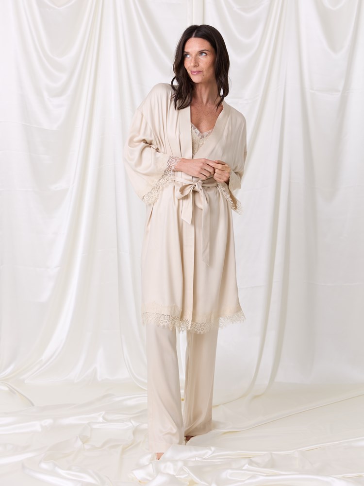 Mila kimono 7516966_T96-MARIEPHILIPPE-W26-Modell-Front_chn=match_3039.jpg_Front||Front
