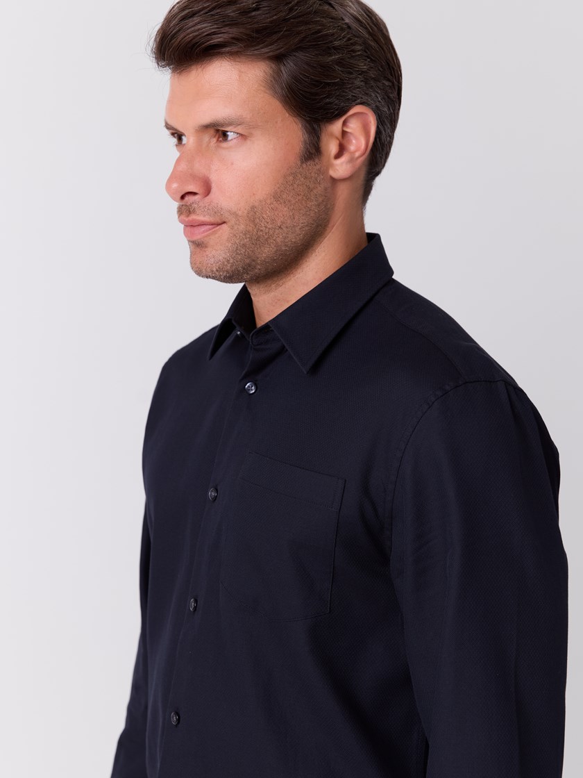 7517005 ID2 7517005_ID2-ALVO-A26-Modell-Front_chn=match_6018_Oscar skjorte ID2.jpg_Front||Front