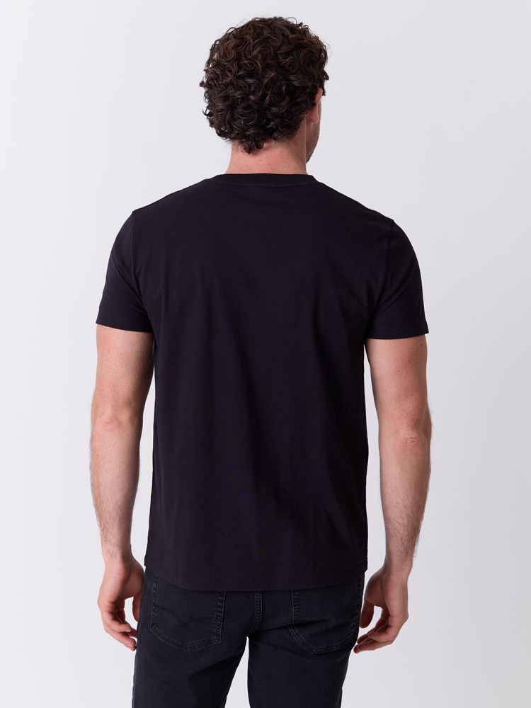 Bocca t-skjorte 7517043_CAD-MARIOCONTI-A26-Modell-Front_chn=match_6566_Bocca t-skjorte CAD.jpg_Front||Front