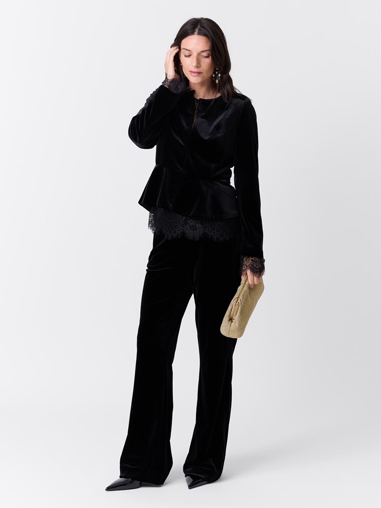 Ingrid velourjakke 7517062_ID2-MARIEPHILIPPE-W26-Modell-Front_chn=match_3819_Ingrid velourjakke ID2.jpg_Front||Front