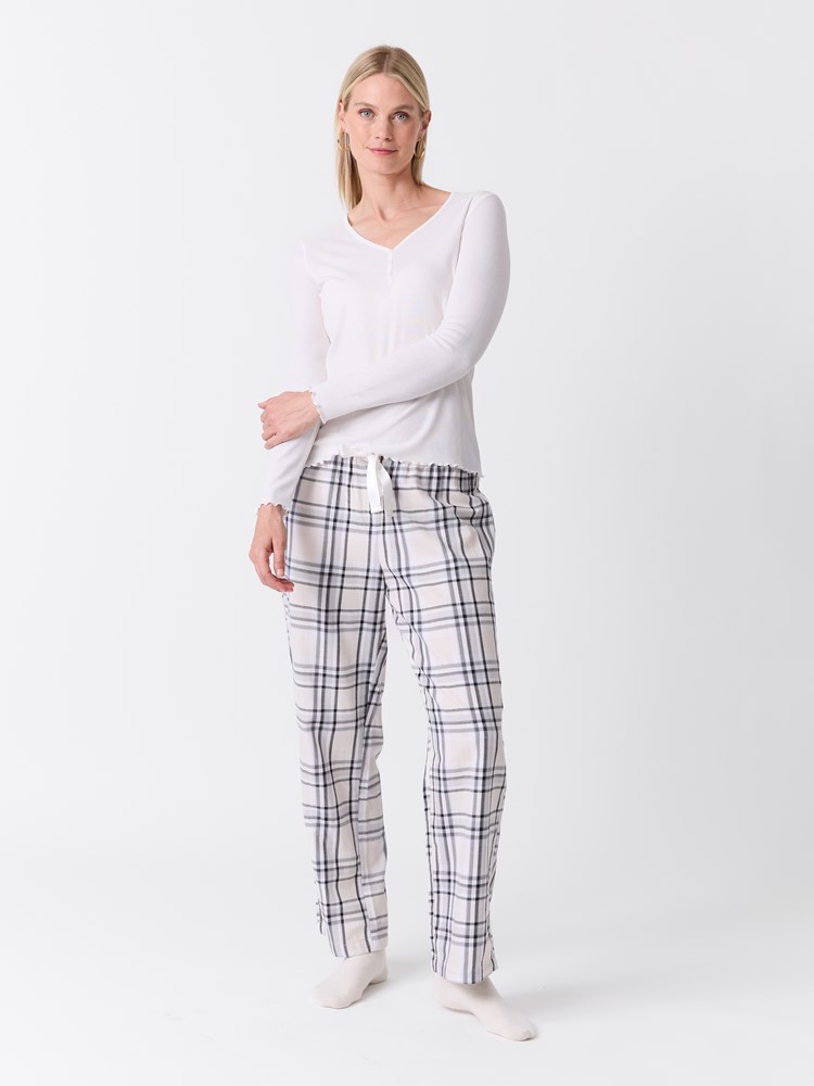 Christine topp 7517067_O79-VAVITE-W26-Modell-Front_chn=match_1073_Christine topp O79.jpg_Front||Front
