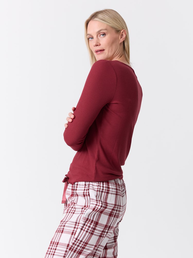 Christine topp 7517067_T97-VAVITE-W26-Modell-Front_chn=match_1821_Christine topp T97.jpg_Front||Front