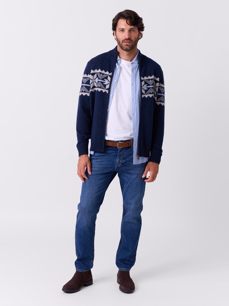 Neil cardigan 7517092_C29-REDFORD-W26-Modell-Front_chn=match_944_Neil cardigan C29.jpg_Front