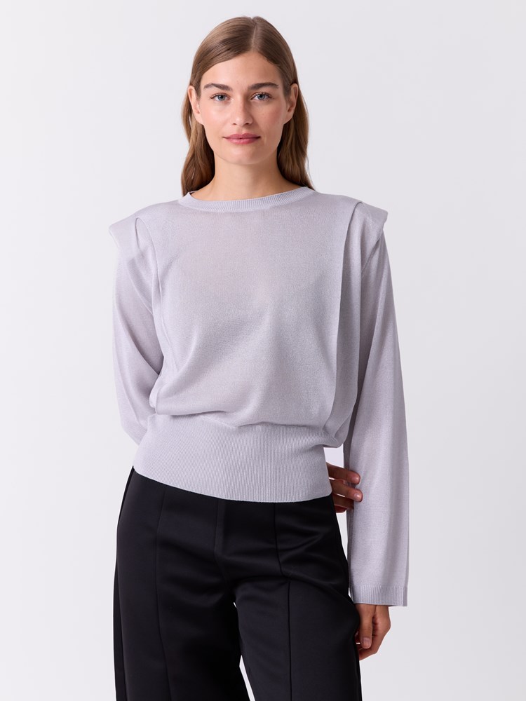 Rumi genser 7517144_IEY-DONNA-W26-Modell-Front_chn=match_6646_Rumi genser IEY.jpg_Front