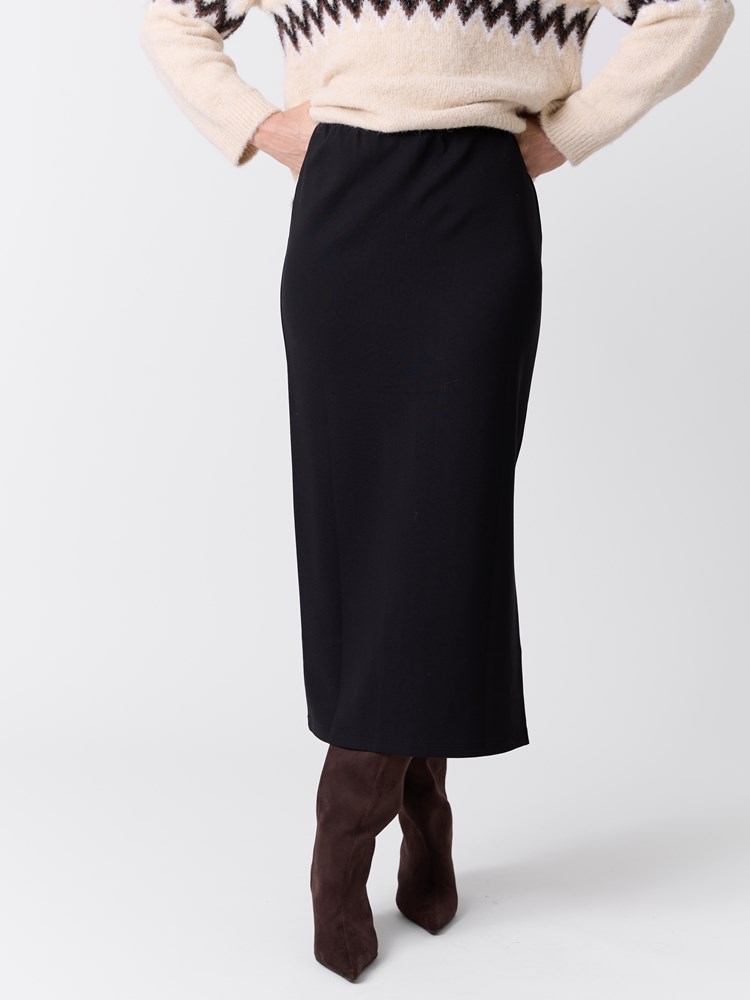Mona skjørt 7517146_ID2-VAVITE-W26-Modell-Front_chn=match_6605_Mona skjørt ID2.jpg_Front||Front