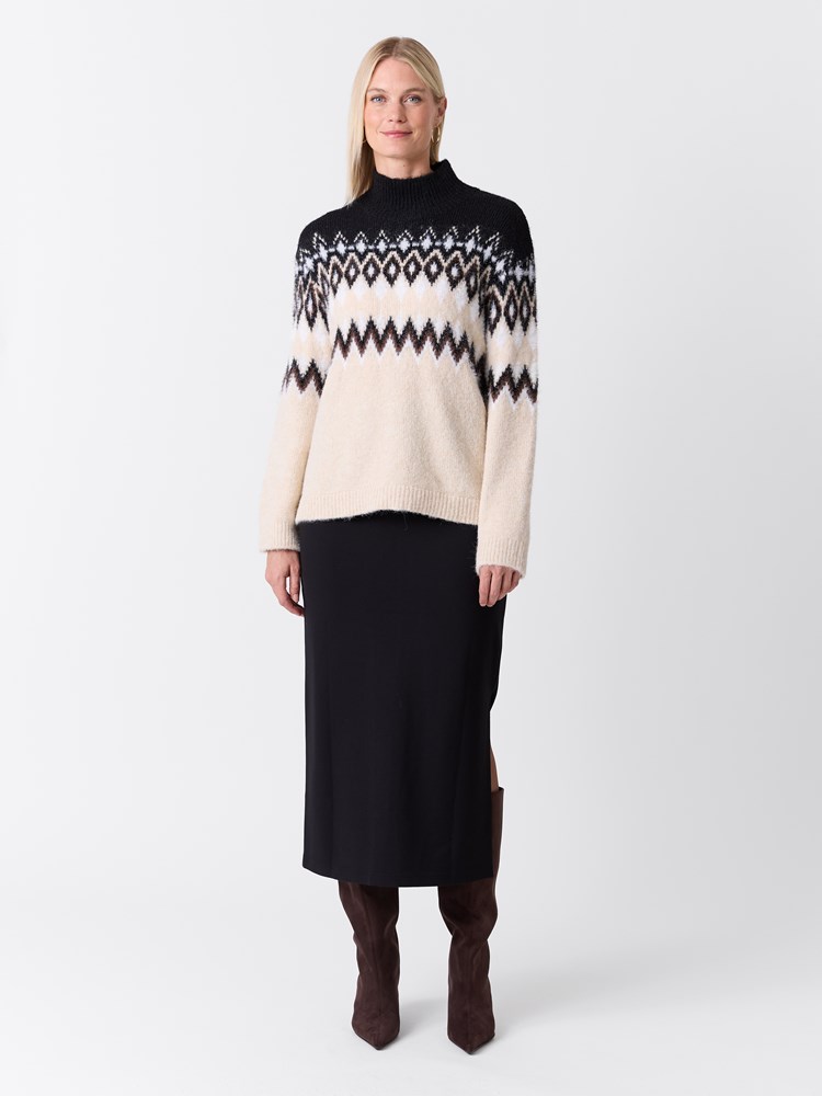 Sarah genser 7517158_T96-VAVITE-W26-Modell-Front_chn=match_3145_Sarah genser T96.jpg_Front||Front