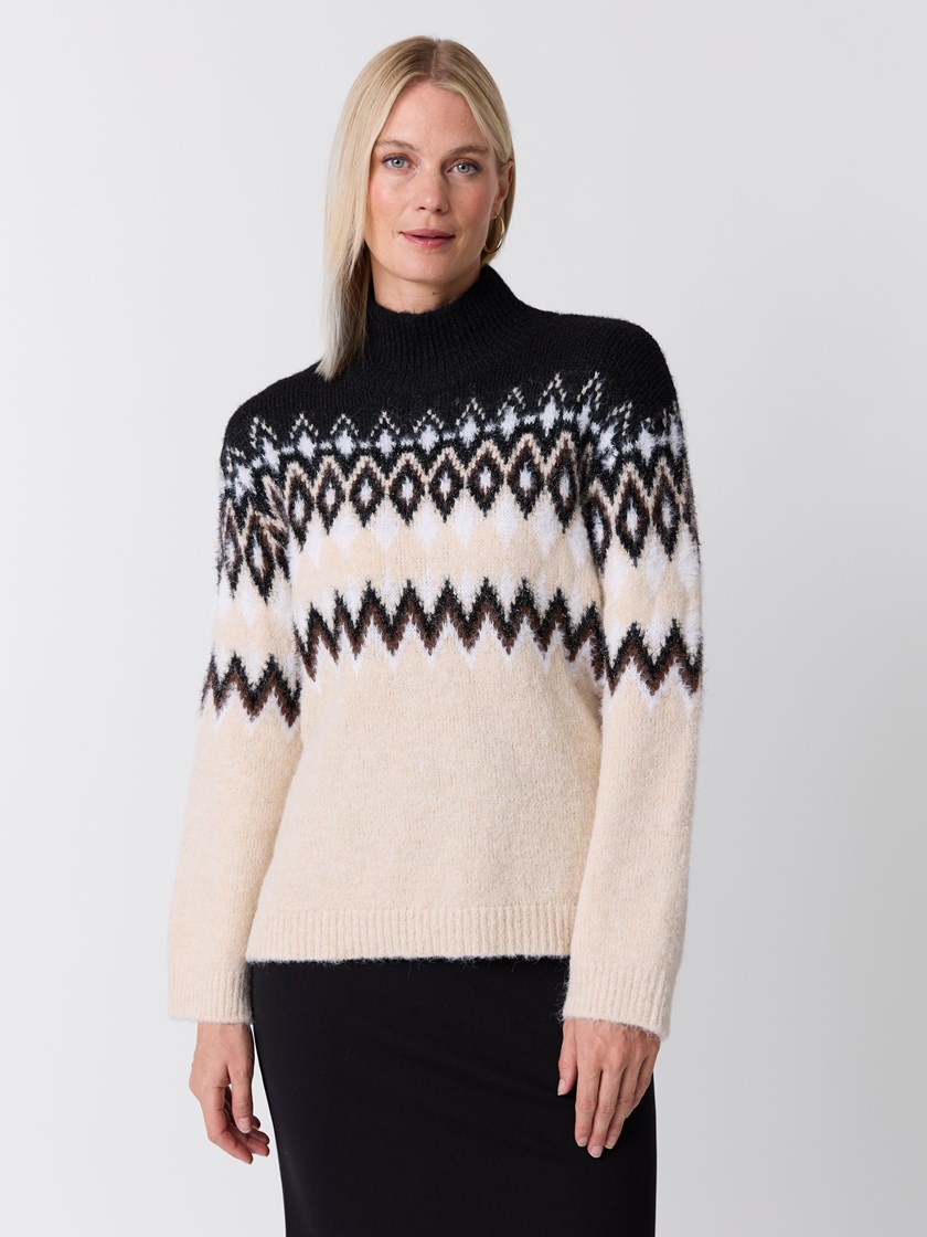 7517158 T96 7517158_T96-VAVITE-W26-Modell-Front_chn=match_482_Sarah genser T96.jpg_Front||Front