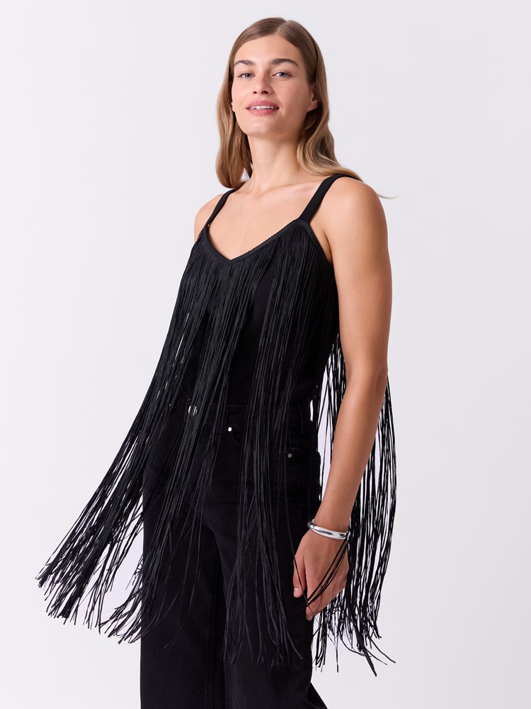 Loop top 7517169_ID2-DONNA-W26-Modell-Front_chn=match_4512_Loop top ID2.jpg_Front||Front