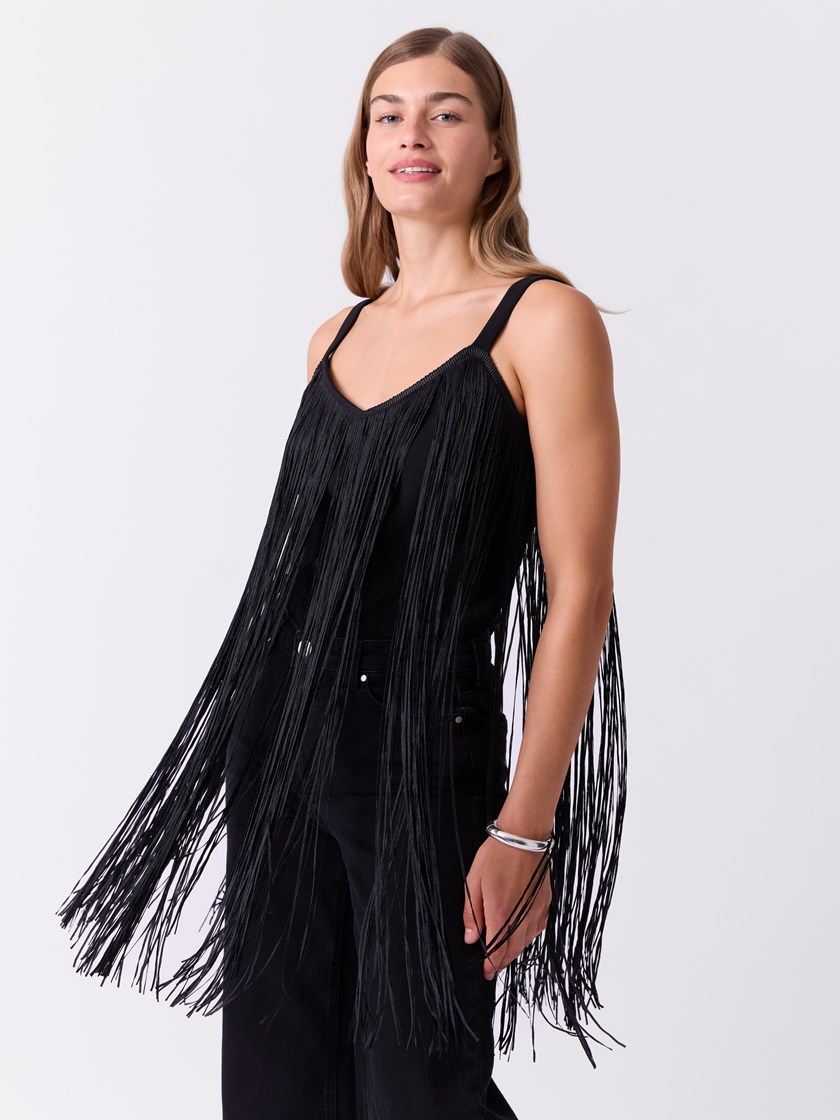 7517169 ID2 7517169_ID2-DONNA-W26-Modell-Front_chn=match_4512_Loop top ID2.jpg_Front||Front