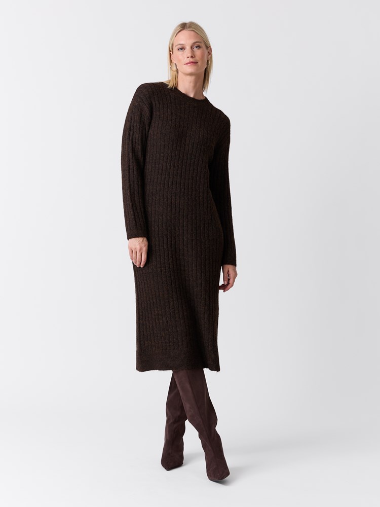 Lana kjole 7517220_AIN-VAVITE-W26-Modell-Front_chn=match_4875_Lana kjole AIN.jpg_Front||Front