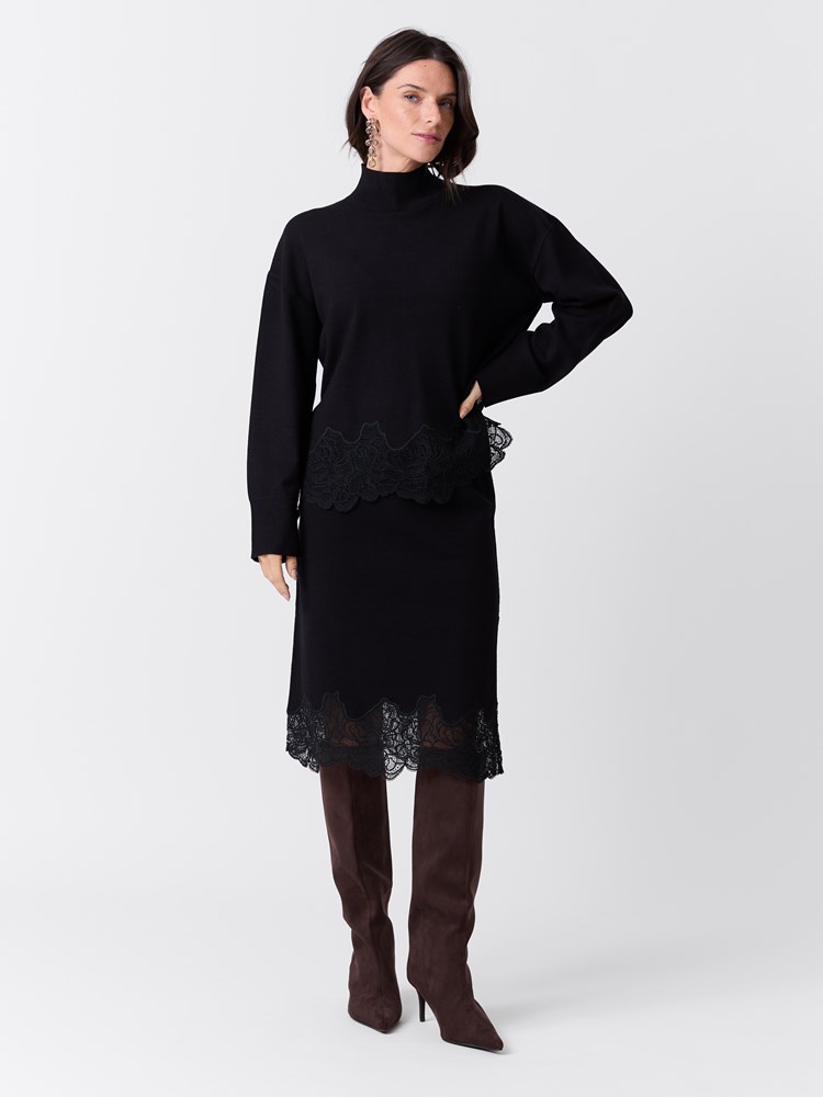 Lavina genser 7517336_ID2-MARIEPHILIPPE-W26-Modell-Front_chn=match_5294_Lavina genser ID2.jpg_Front||Front