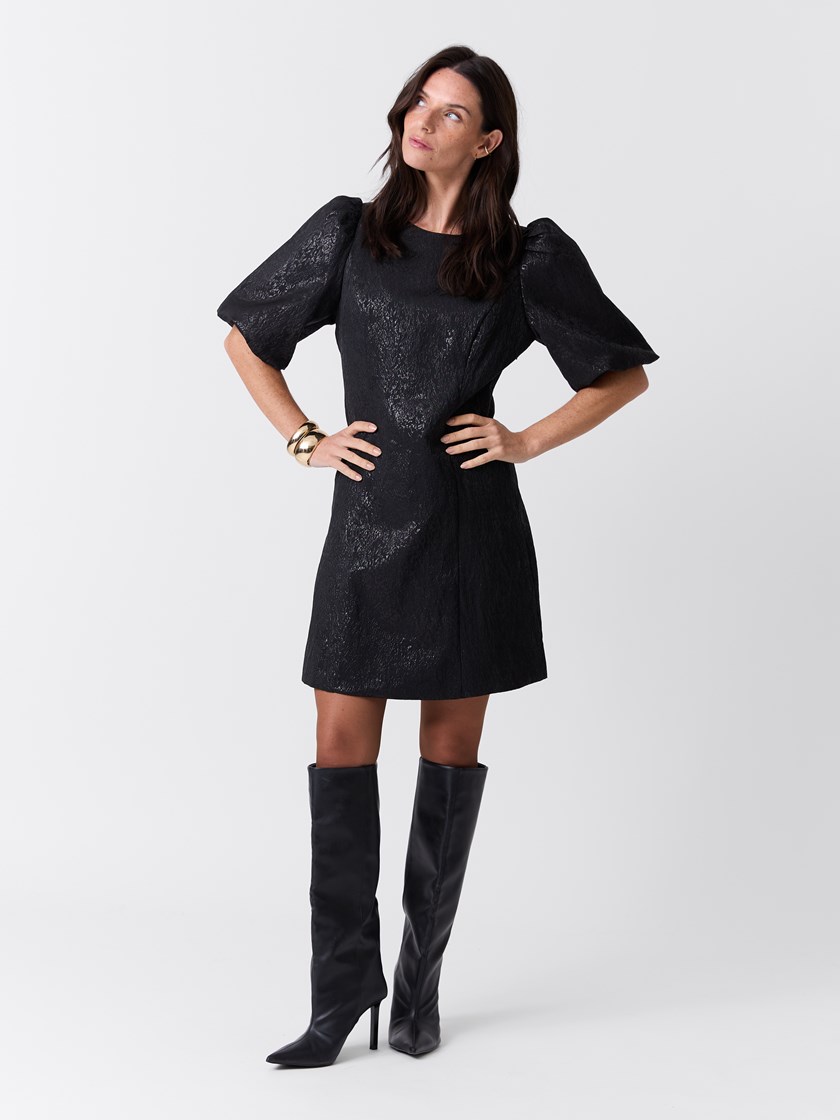 7517849 ID2 7517849_ID2-MARIEPHILIPPE-W26-Modell-Front_chn=match_4989_Sina kjole ID2.jpg_Front||Front