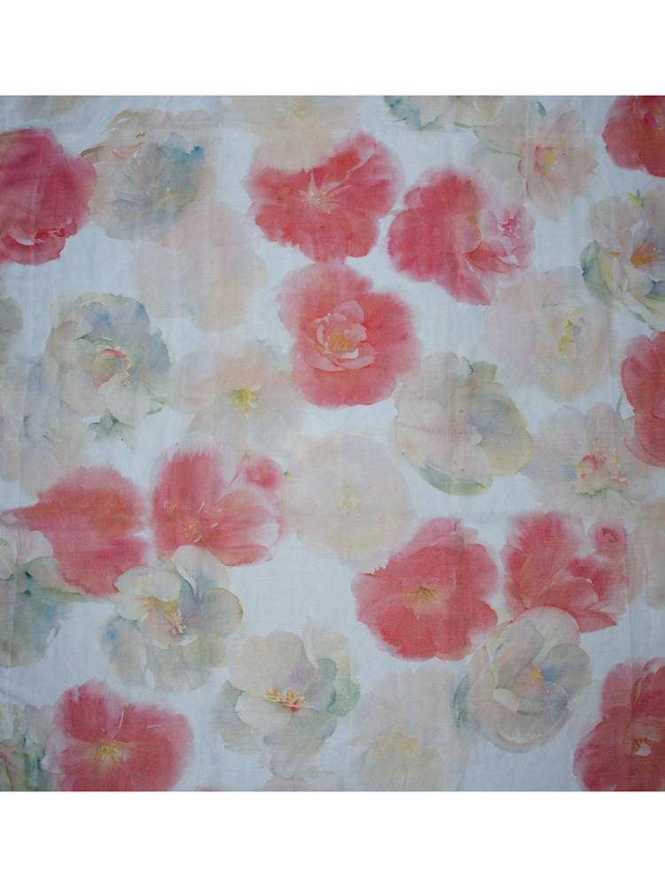 Skjerf med små blomster 792934_2_Skjerf med små blomster MQL_Skjerf med små blomster MQL 7253350.jpg_