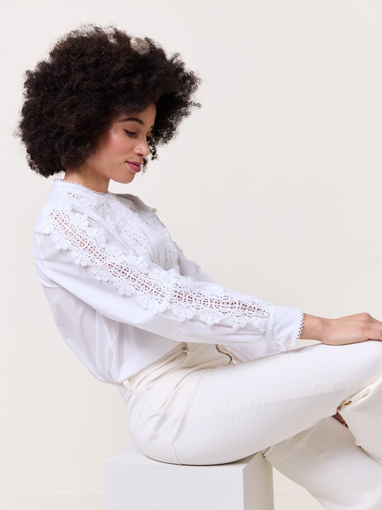 Belgravia bluse Belgravia hvit 16_Belgravia bluse O68 7510505.jpg_