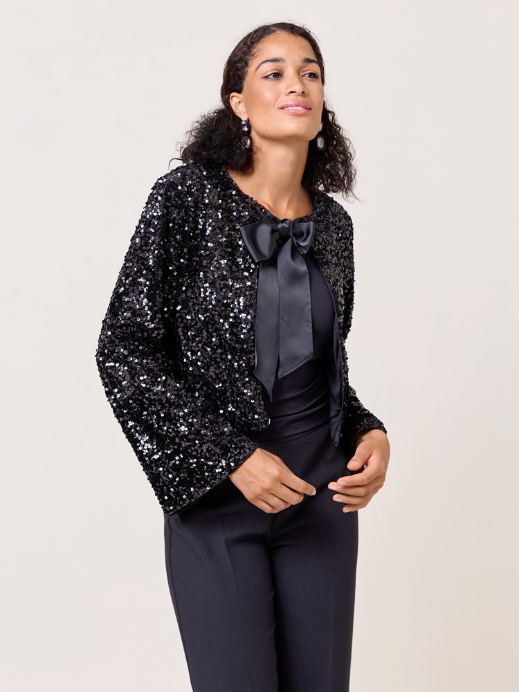 Courtney jakke Bow Cardigan 41_CAB_Courtney jakke CAB_Courtney jakke CAB 7509147.jpg_