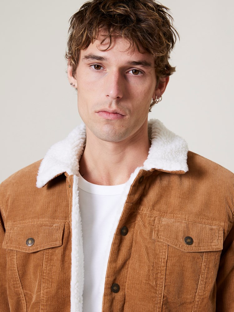 Cord trucker jacket Cord trucer jacket tobacco brown 6_Cord trucker jacket AFD_Cord trucker jacket AFD 7508267.jpg_