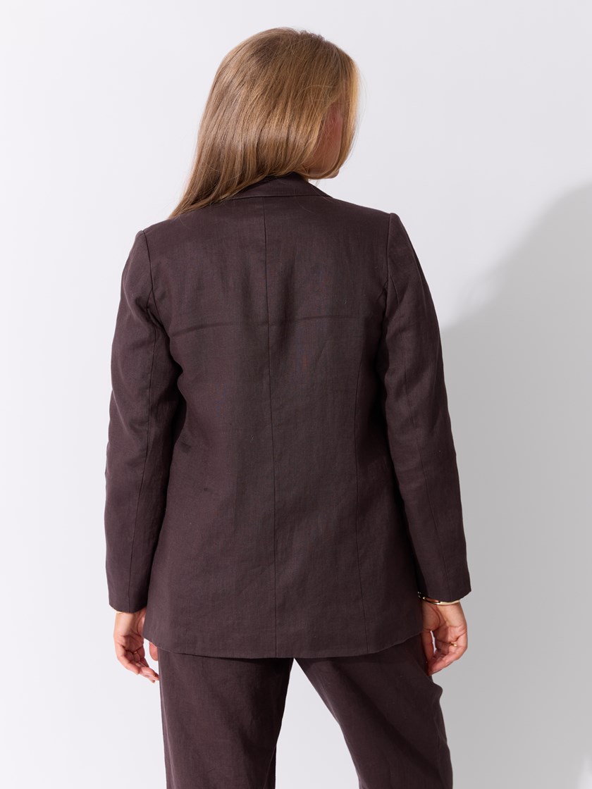 7515399 AIJ Diondra linblazer 25_AIJ_Diondra linblazer AIJ.jpg_