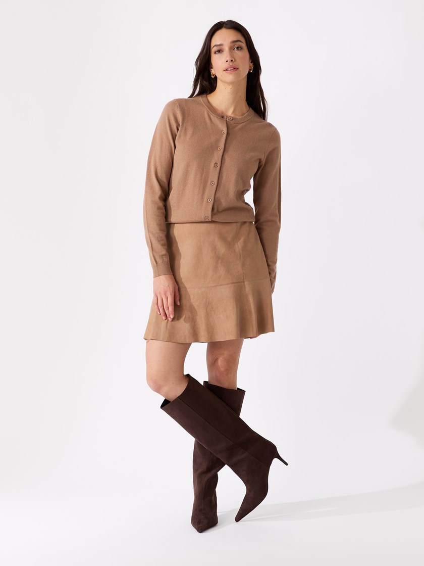 7513881 AEY DIVERSE MP 102_AEY_Olea cardigan AEY_Olea cardigan i merinoblanding AEY_Olea cardigan i merinoblanding AEY 7513881.jpg_