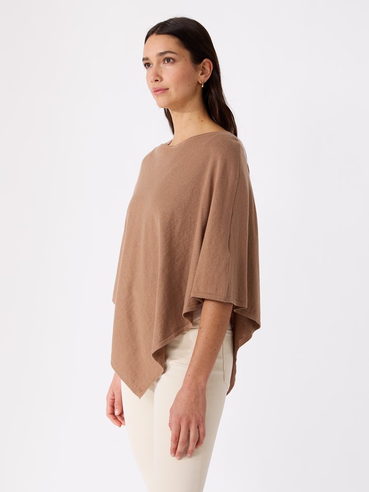 Olea poncho DIVERSE MP 191_AEY_Olea poncho AEY_Olea poncho AEY 7515437.jpg_