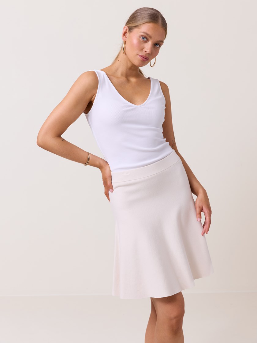 7510765 O79 donna skjørt q1 5.jpg_
