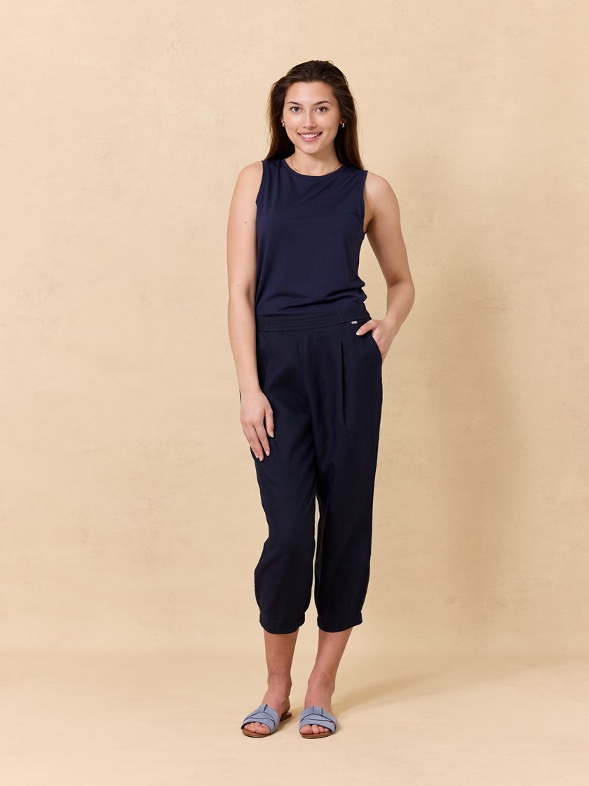 7511720 EM6 JP_ecom_ella_rest_Q2 26_Lucy linbukse EM6 7511720.jpg_