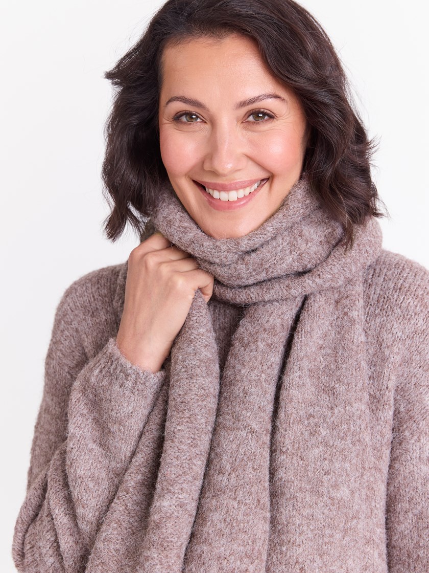 7513864 AGP Kallie skjerf 7_Kallie lue sett AGP.jpg_