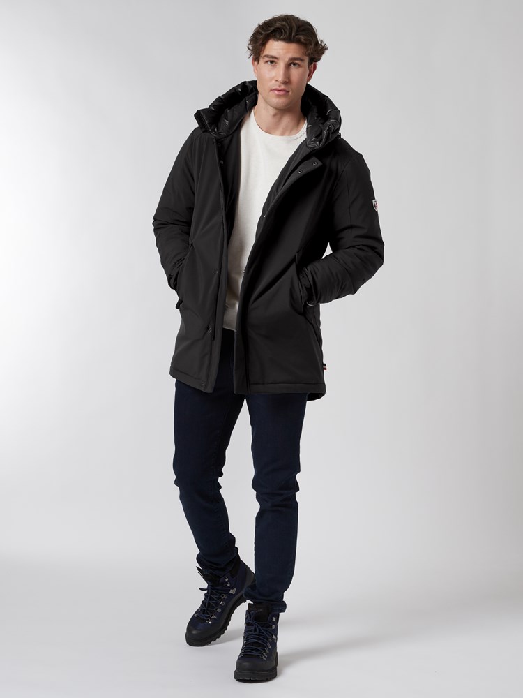Pinto parka pinto parka sort 1.jpg_