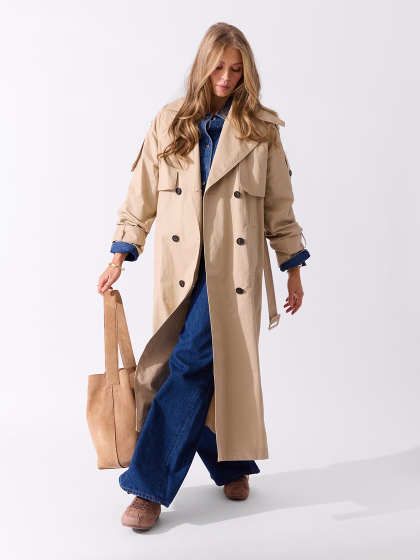 7514488 A9S Reel look 1 Bea 68_A9S_Bloomsbury trenchcoat A9S.jpg_