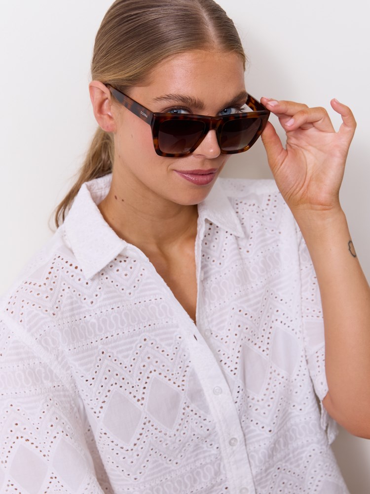 Tina Solbriller solbrille 41 13_AIU_Tina Solbriller AIU_Tina Solbriller AIU 7253140.jpg_