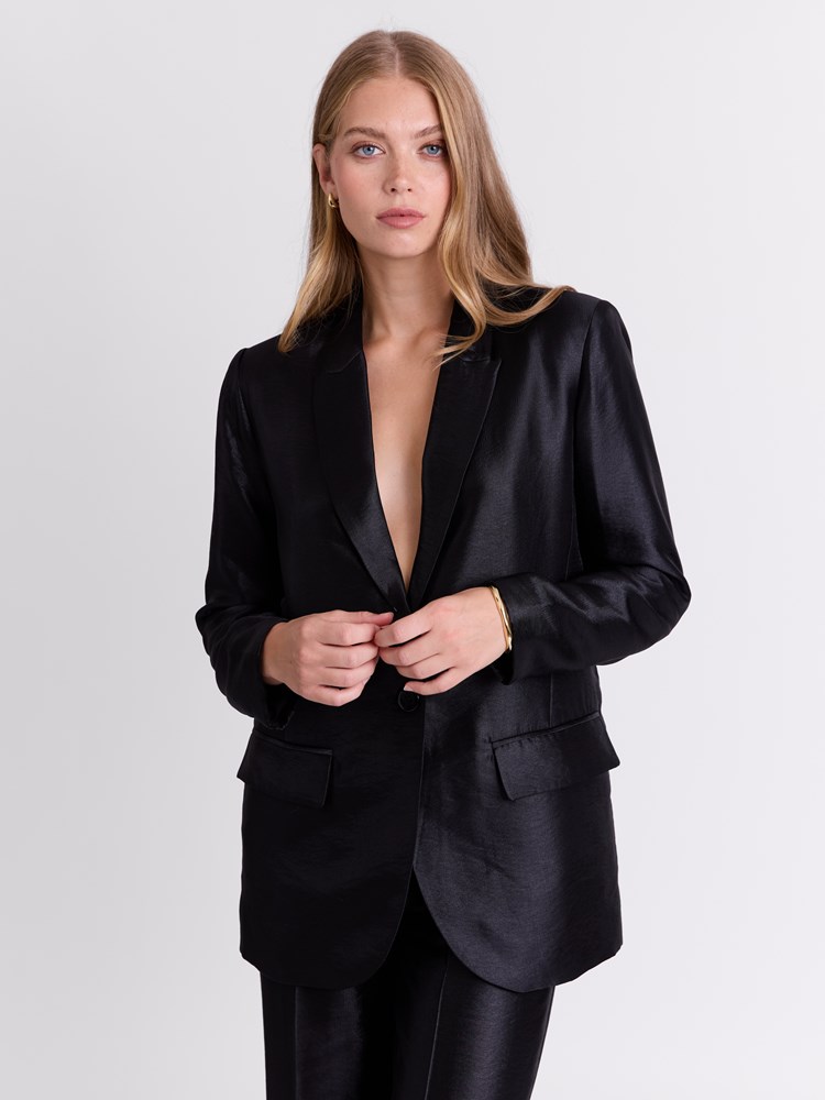 Uma blazer Uma blazer 27_ID2_Uma blazer ID2_Uma blazer ID2 7513744.jpg_