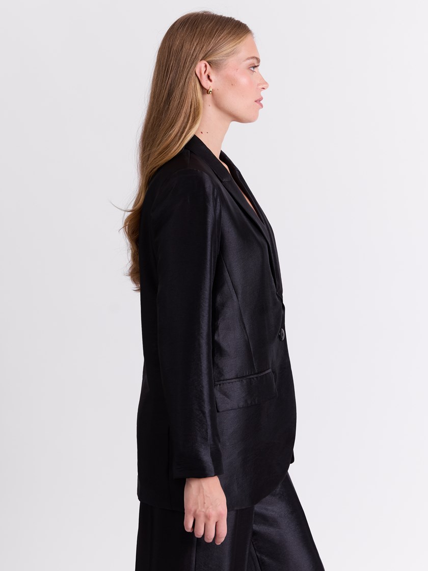 7513744 ID2 Uma blazer 35_ID2_Uma blazer ID2.jpg_