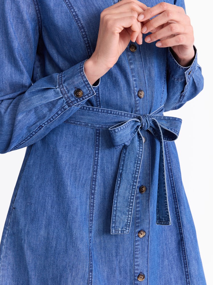 Ailani kjole Va Vite denim kjole 11_Ailani kjole DAA_Ailani kjole DAA 7512863.jpg_