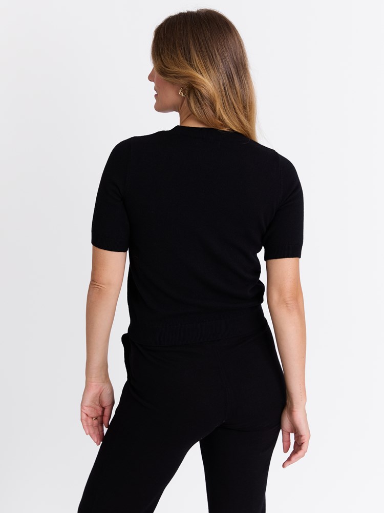 Vita merinotopp Vita t skjorte 10_Vita merinotopp ID2_Vita merinotopp ID2 7513908.jpg_